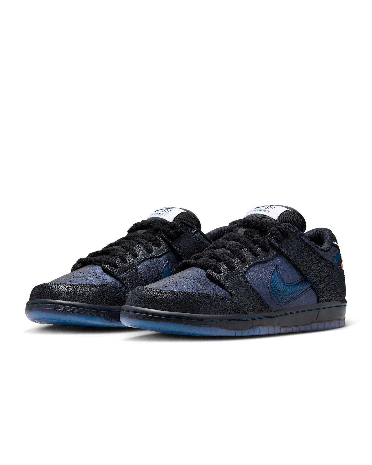 NIKE公式】Nike SB ダンク LOW x Bluetile 'Pitch Blue and Black